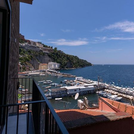 Aparthotel Relais Del Mare Sorrent Exterior foto